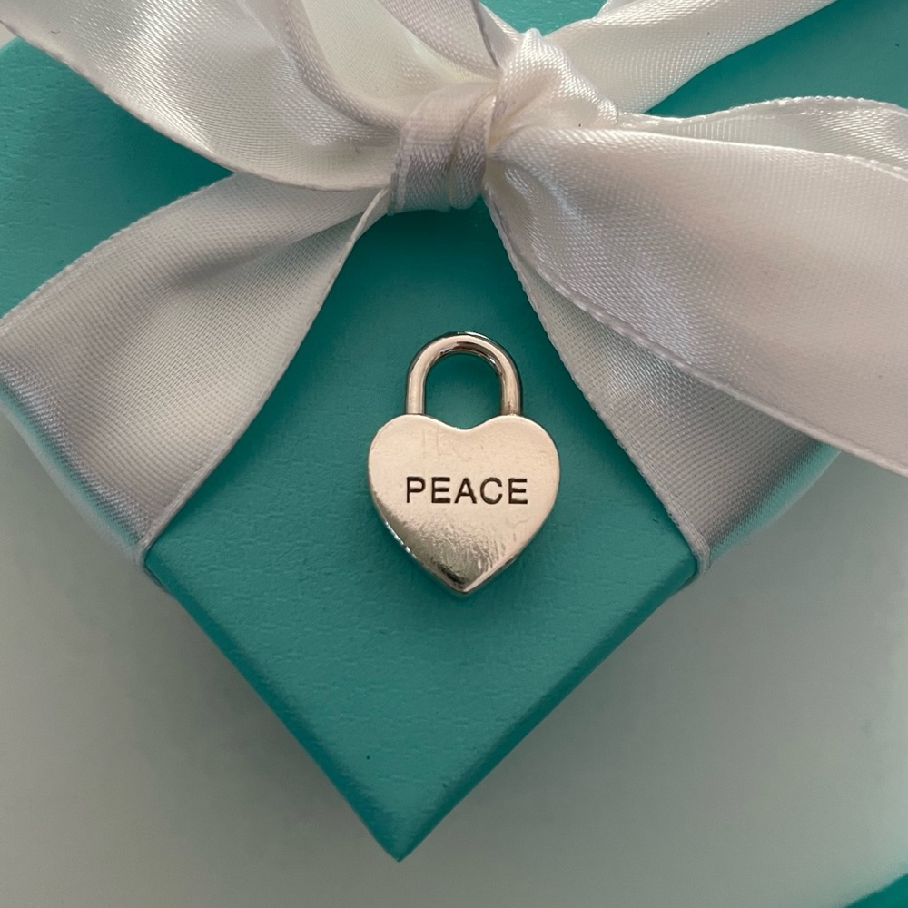 Tiffany & Co peace‎ lock
